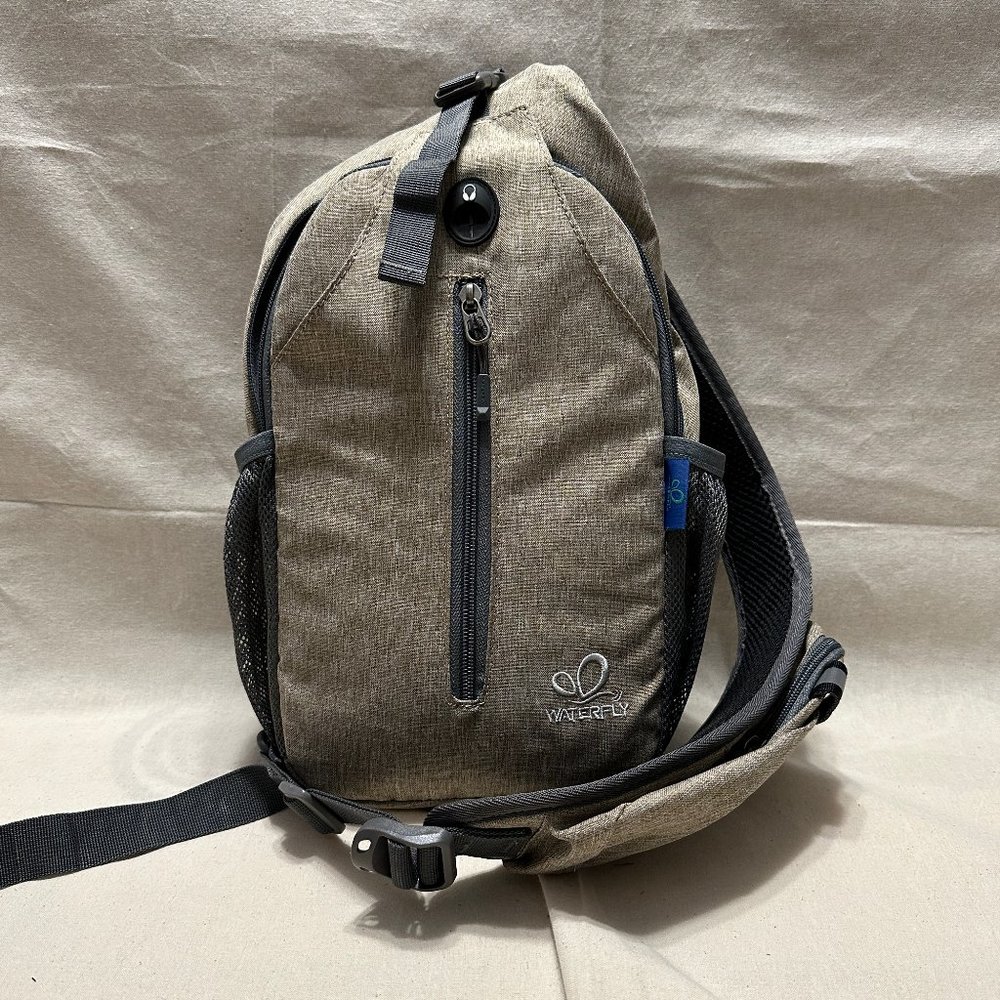 NWOT Waterfly Sling Crossbody Bag